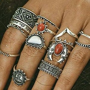 Woman knuckle ring set